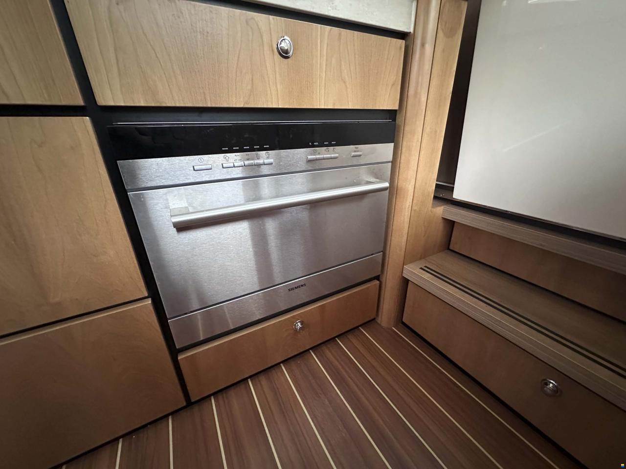 Linssen Grand Sturdy 500 Sedan