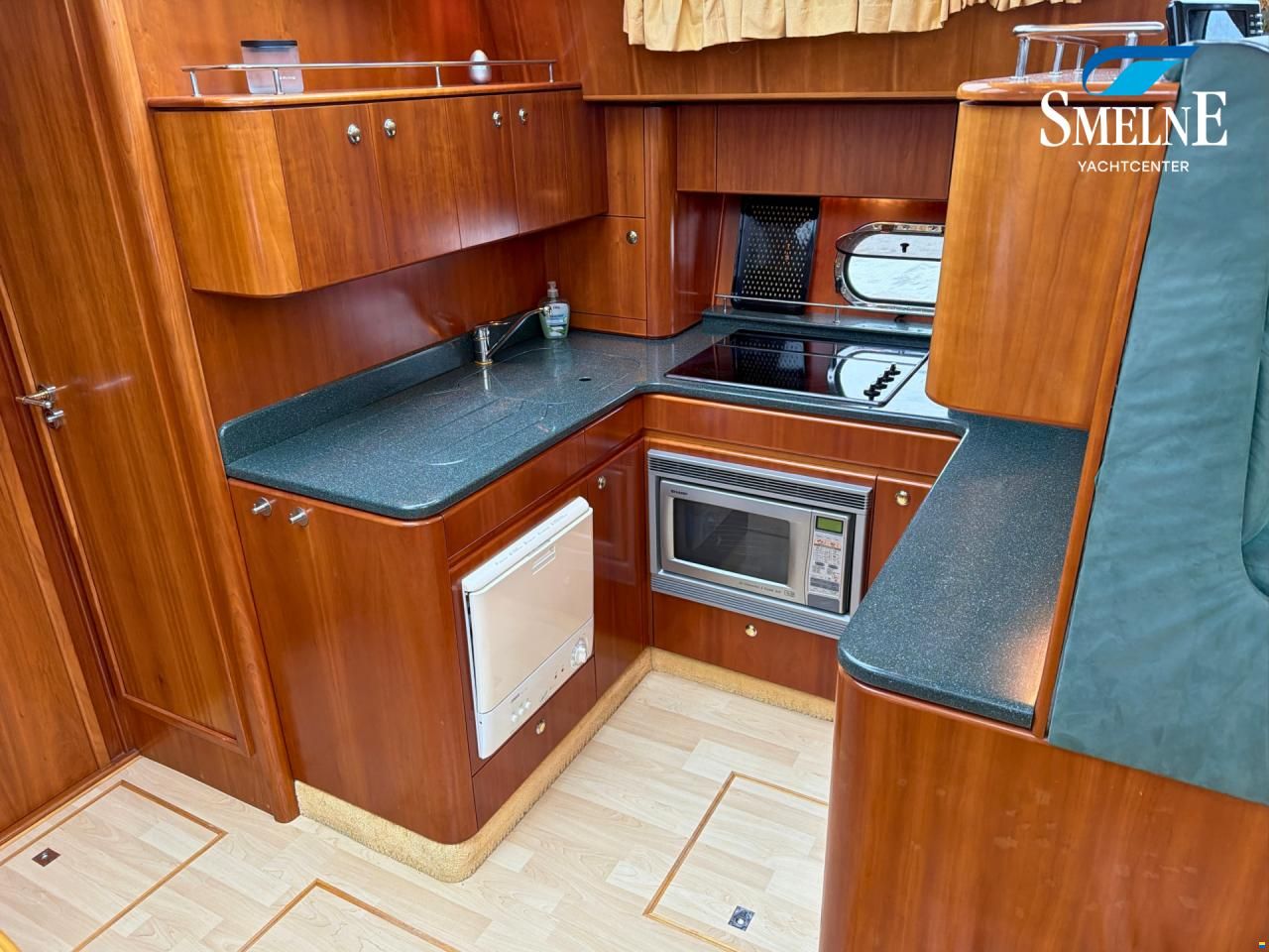 Atlantic 42