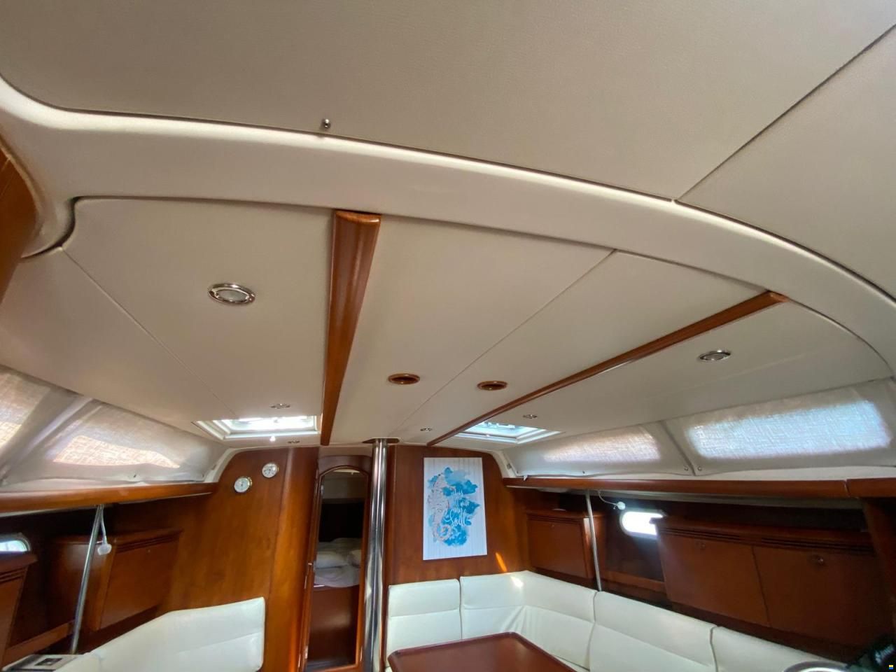 Jeanneau sun odyssey 43
