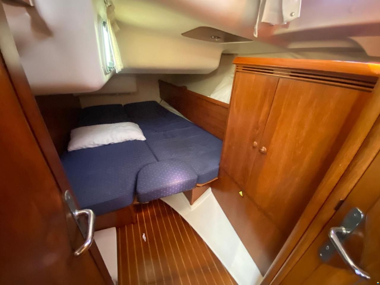 Jeanneau sun odyssey 43