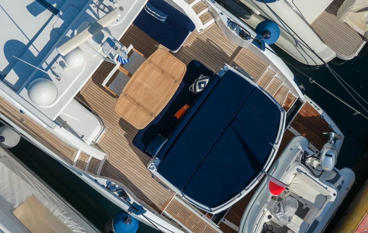 Sunseeker Predator 64