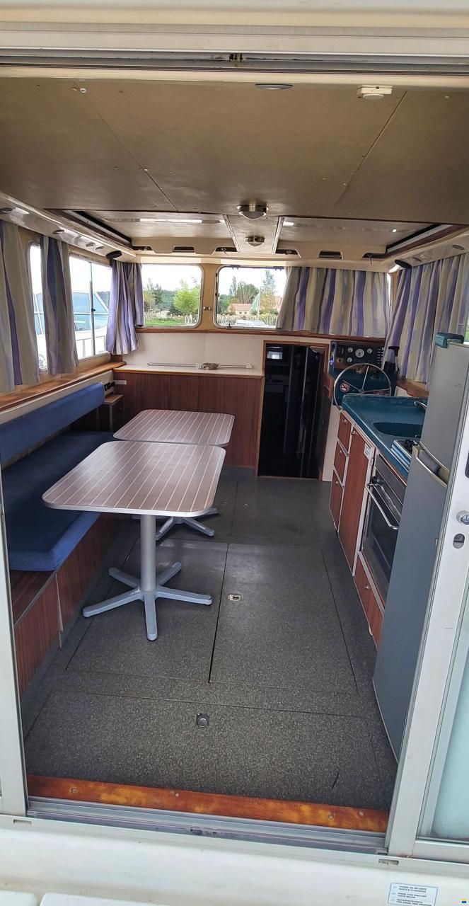 Locaboat 1260R