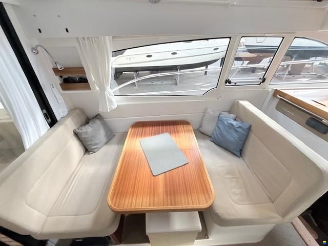 Nimbus 305 Coupe