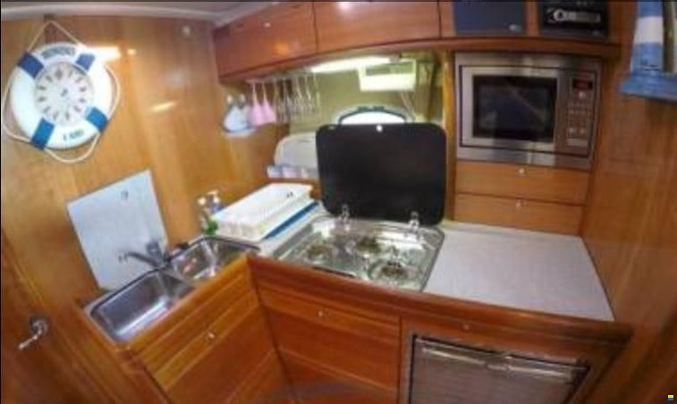Bavaria 37 sport