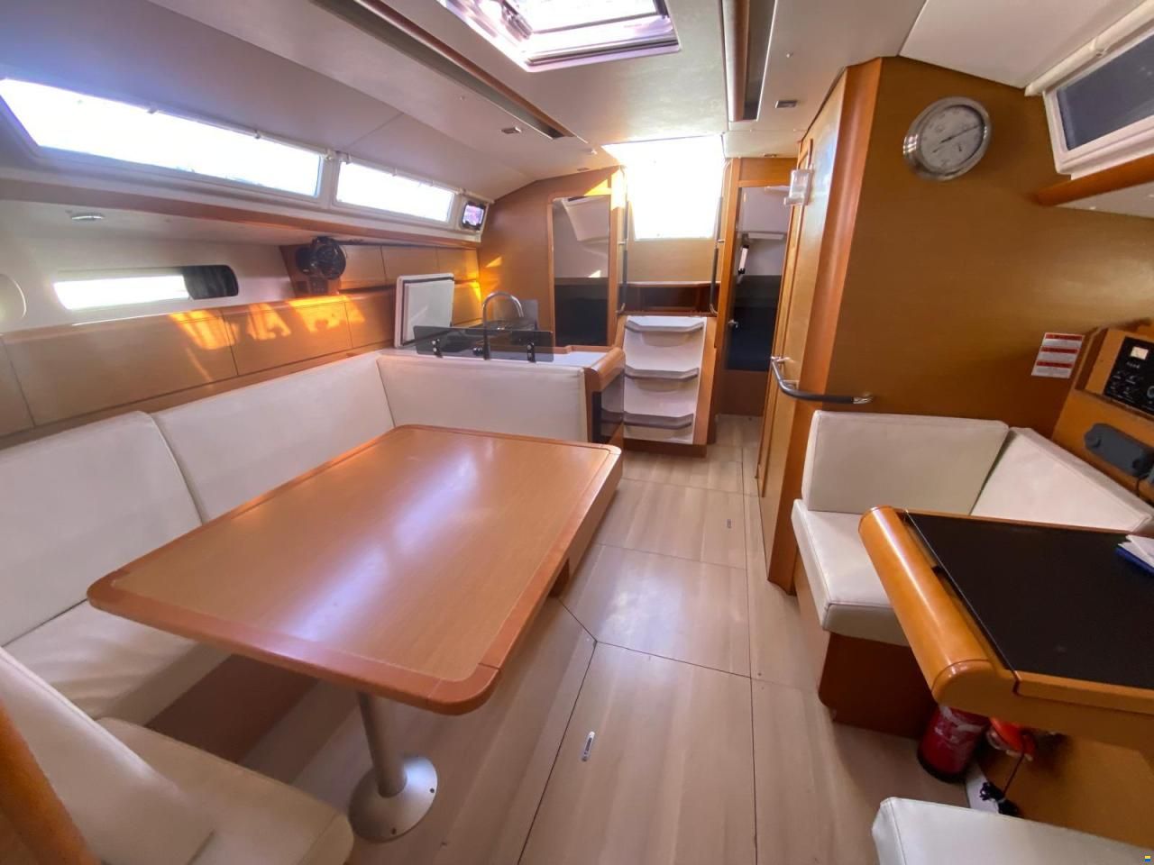 Jeanneau sun odyssey 409