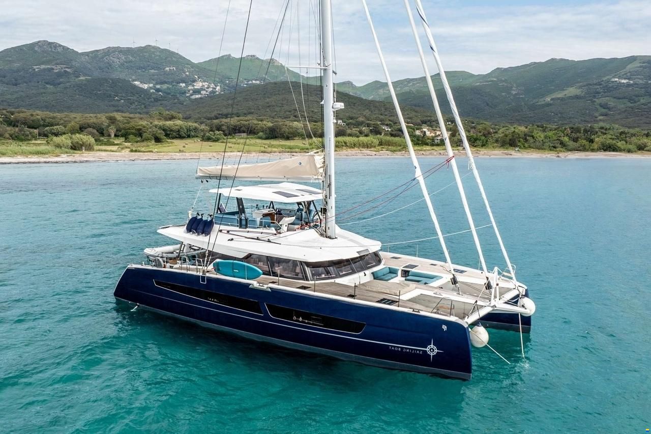 Fountaine Pajot Alegria 67