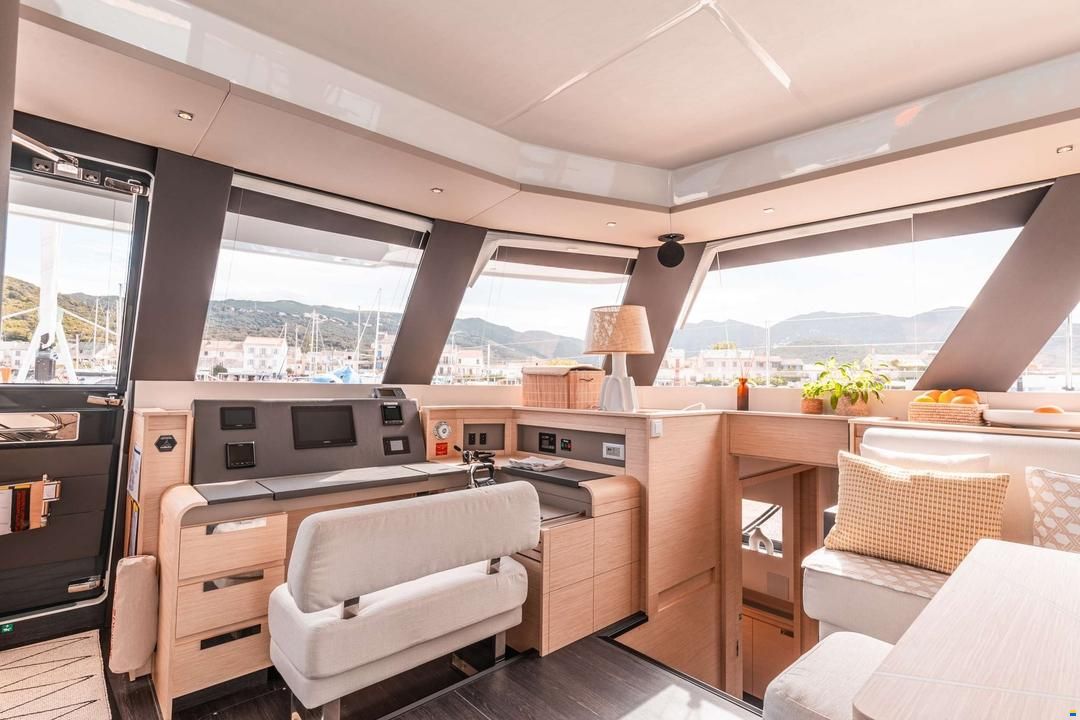 Fountaine Pajot Alegria 67