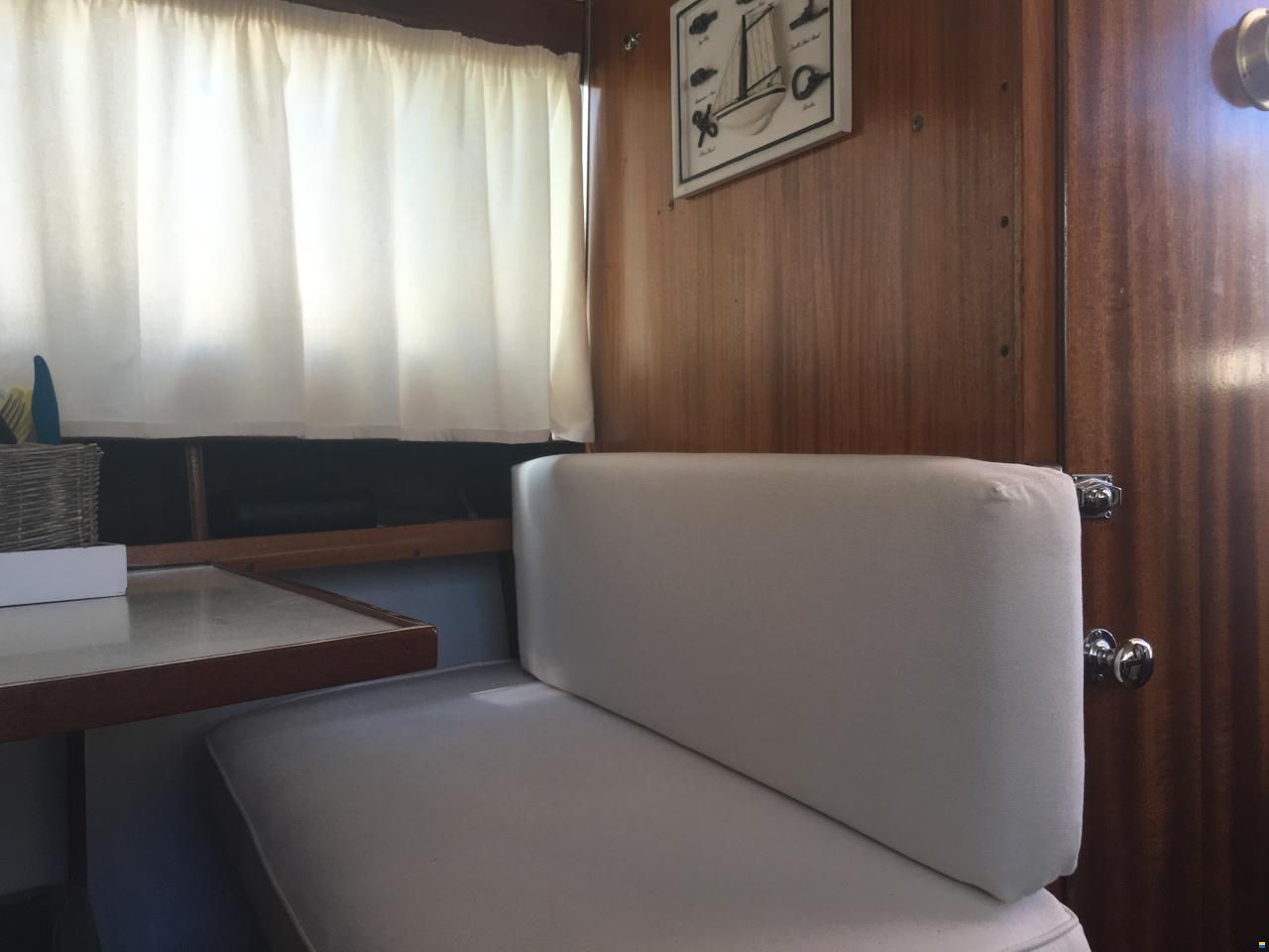 Chris Craft cavalier 30