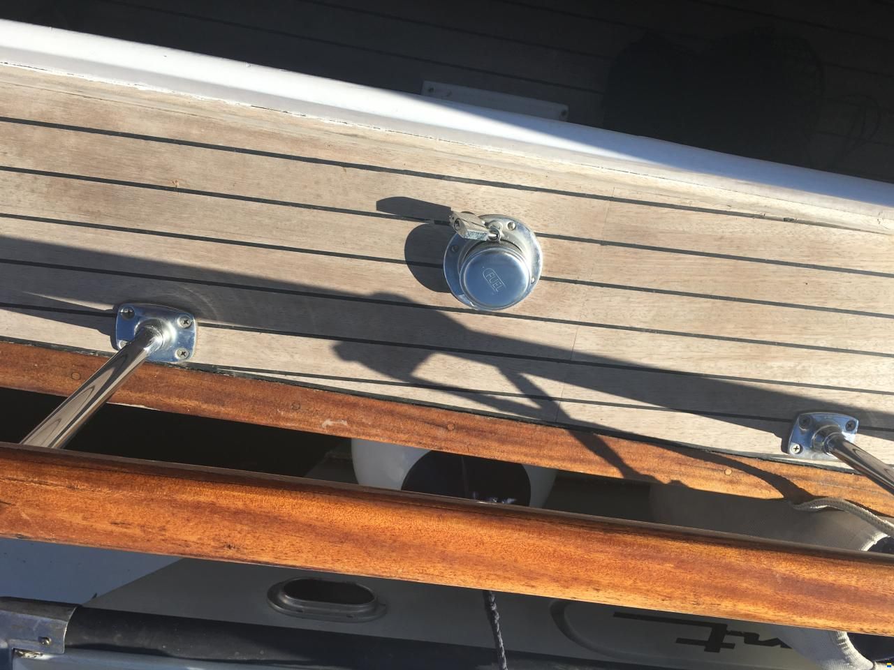 Chris Craft cavalier 30