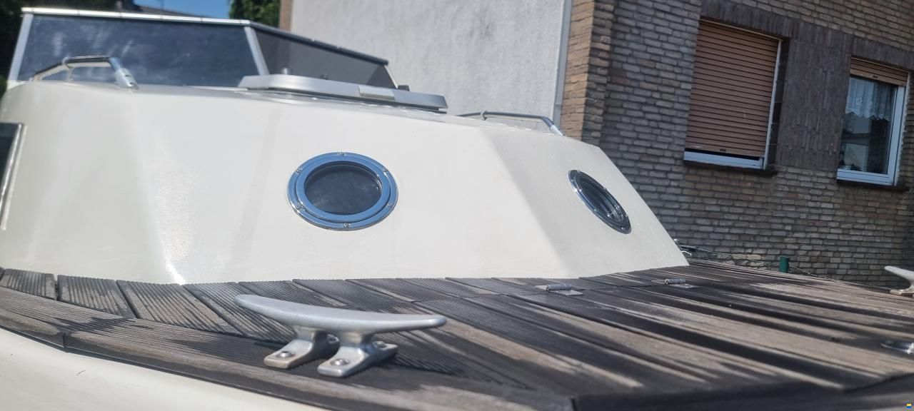 Kaj&uuml;tboot