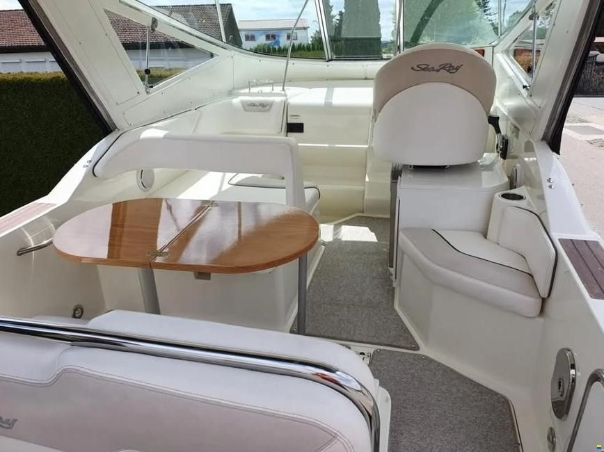 Sea Ray 255 Sundancer