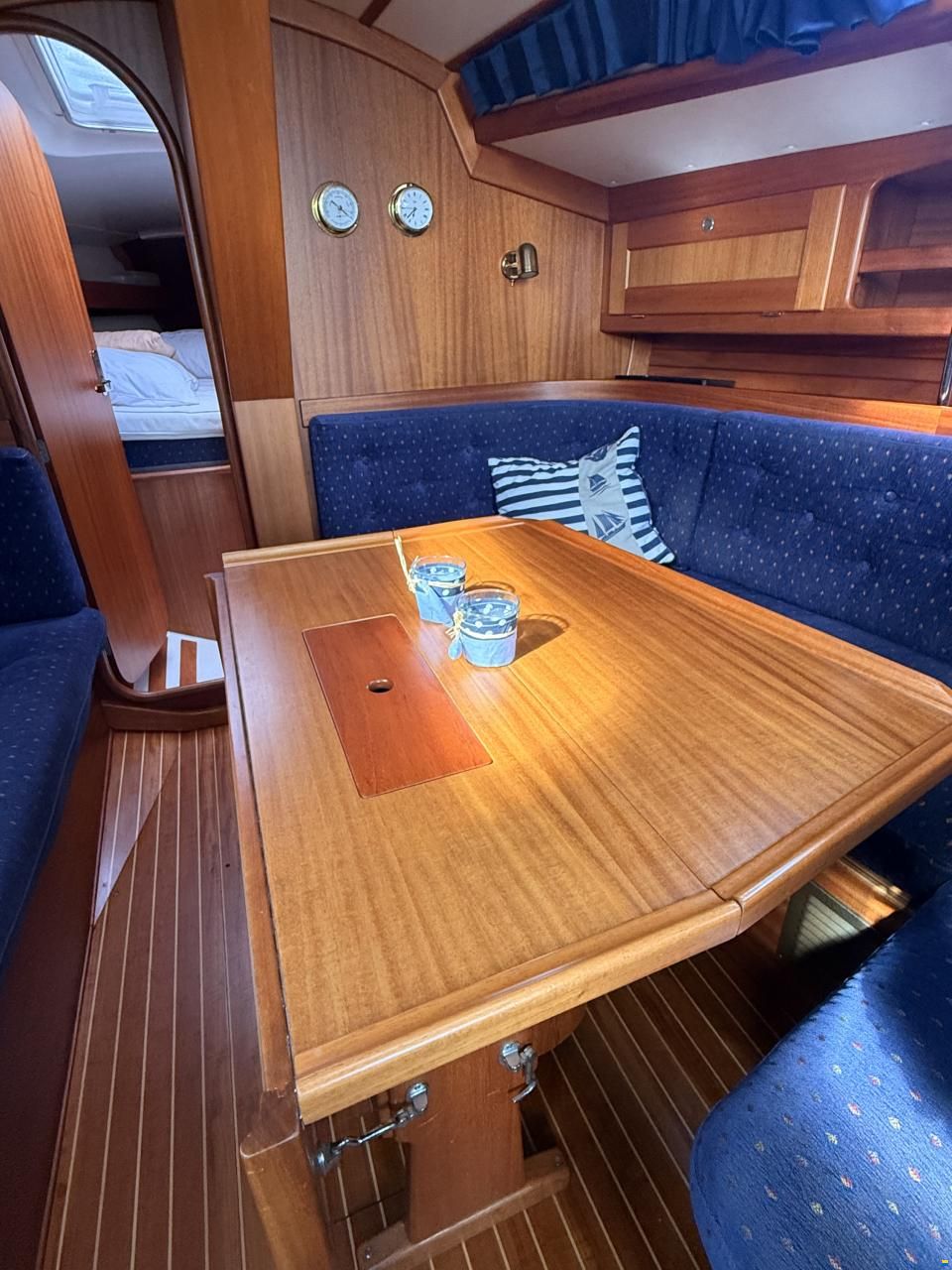 Arcona 355