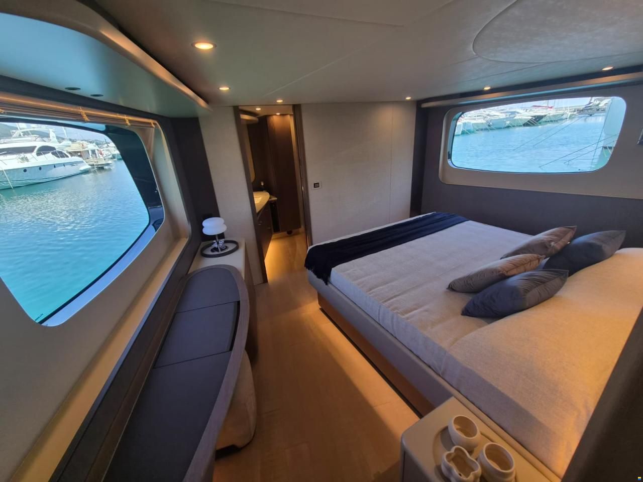 Absolute Navetta 58
