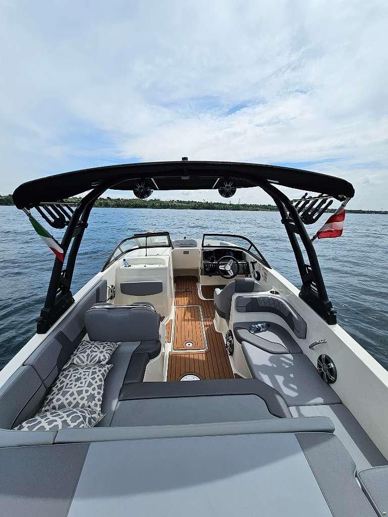 Bayliner VR6E IB 250 PS