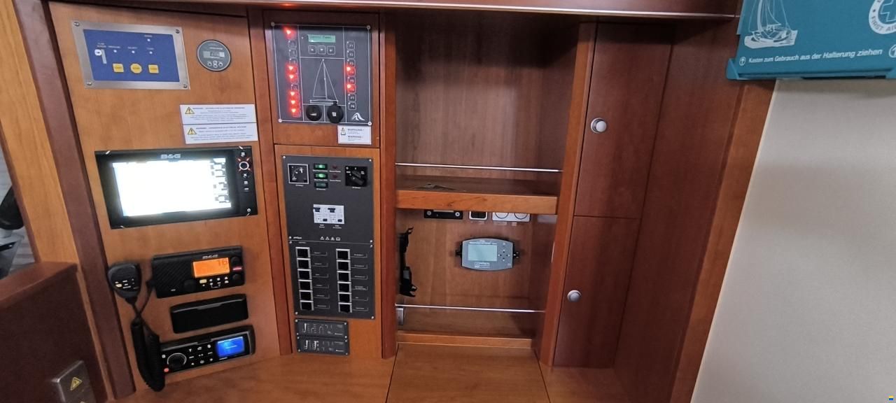Hanse 575