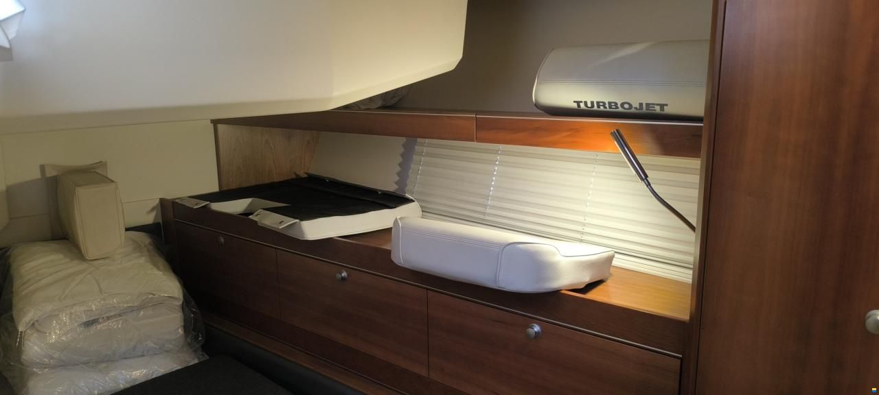 Hanse 575