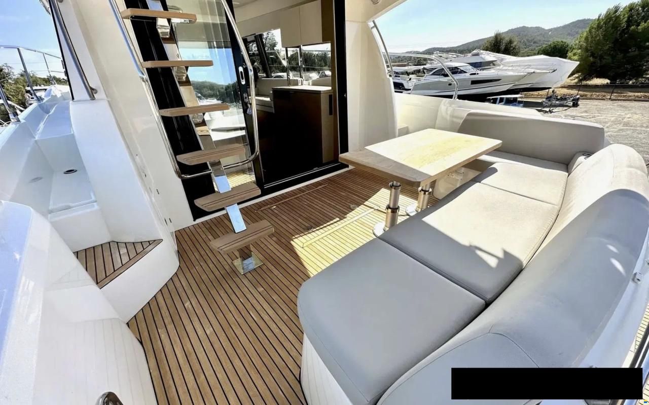 Jeanneau Prestige 420 Fly