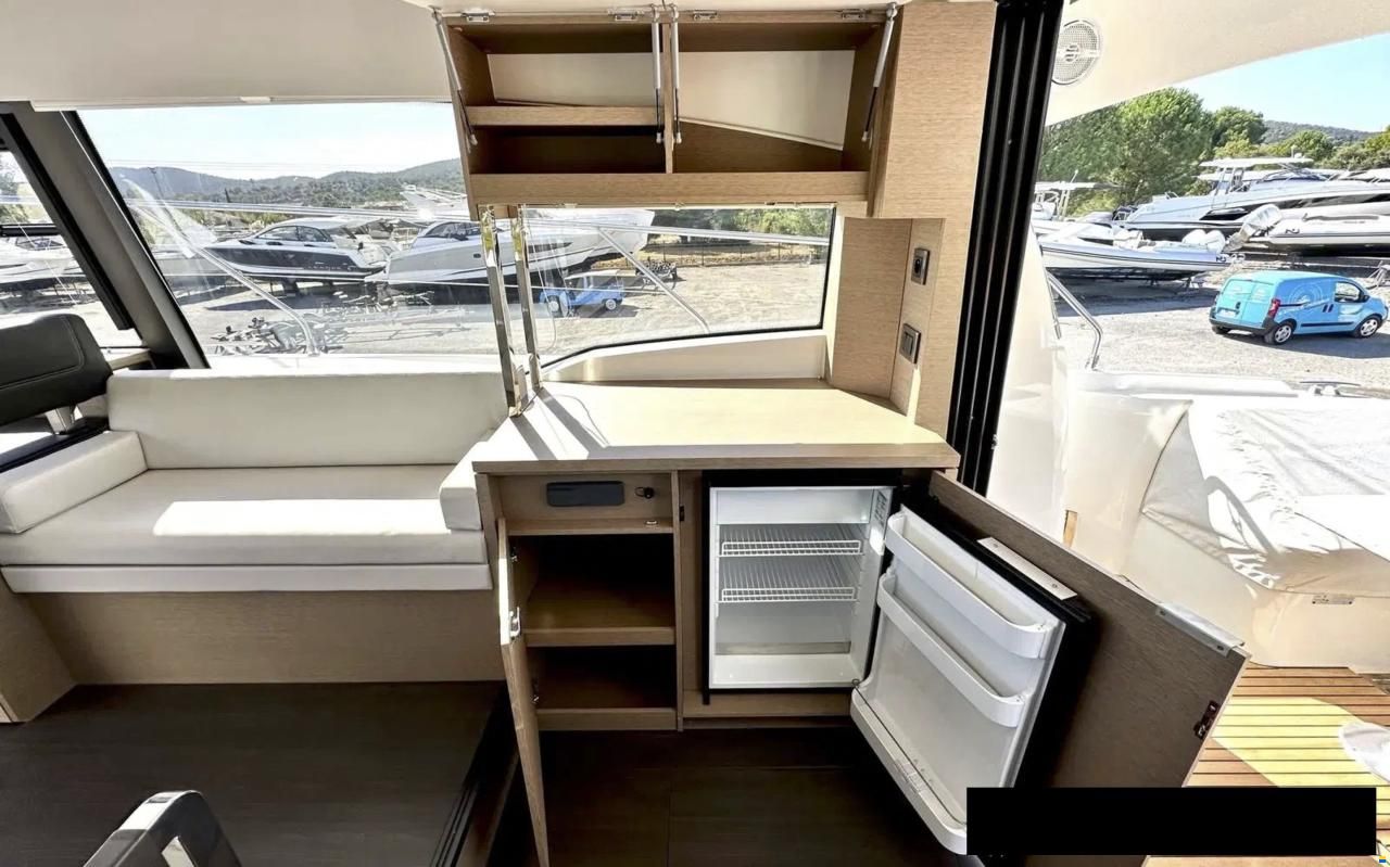 Jeanneau Prestige 420 Fly