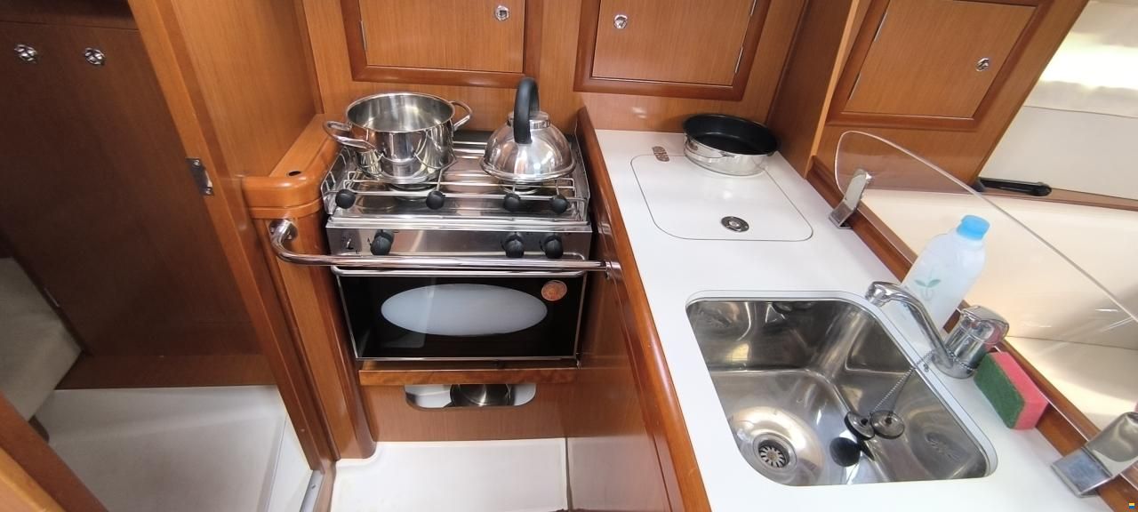 Beneteau Oceanis Clipper 323