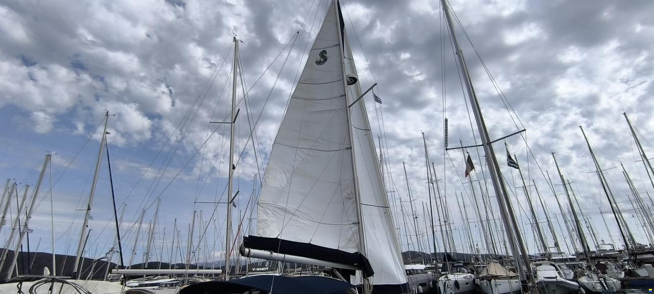 Beneteau Oceanis Clipper 323
