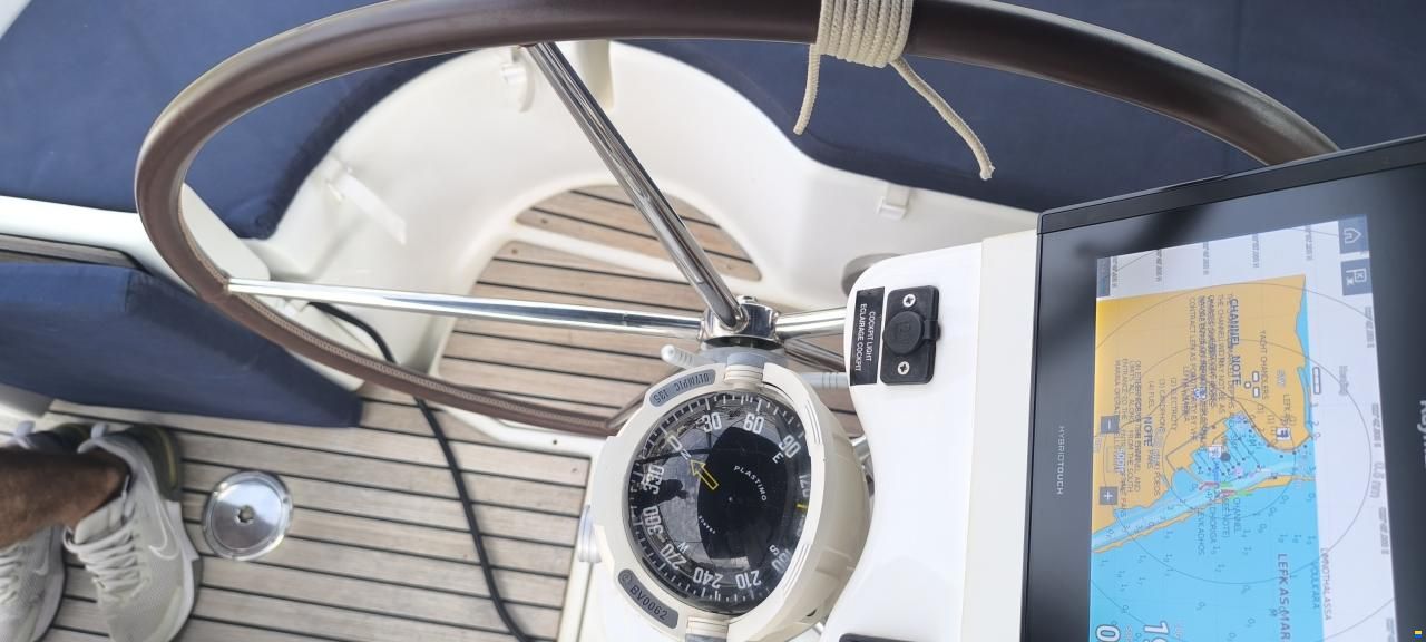 Beneteau Oceanis Clipper 323