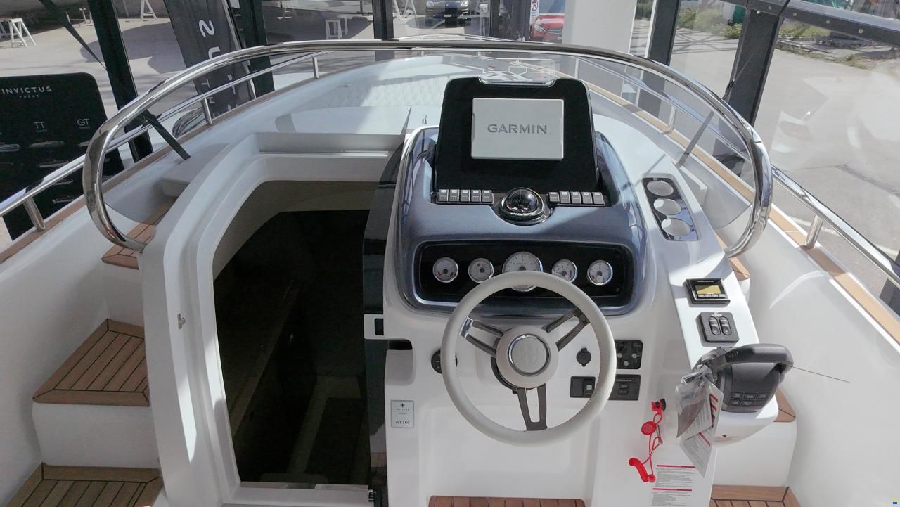 Invictus GT280 - Swiss Edition Atelier