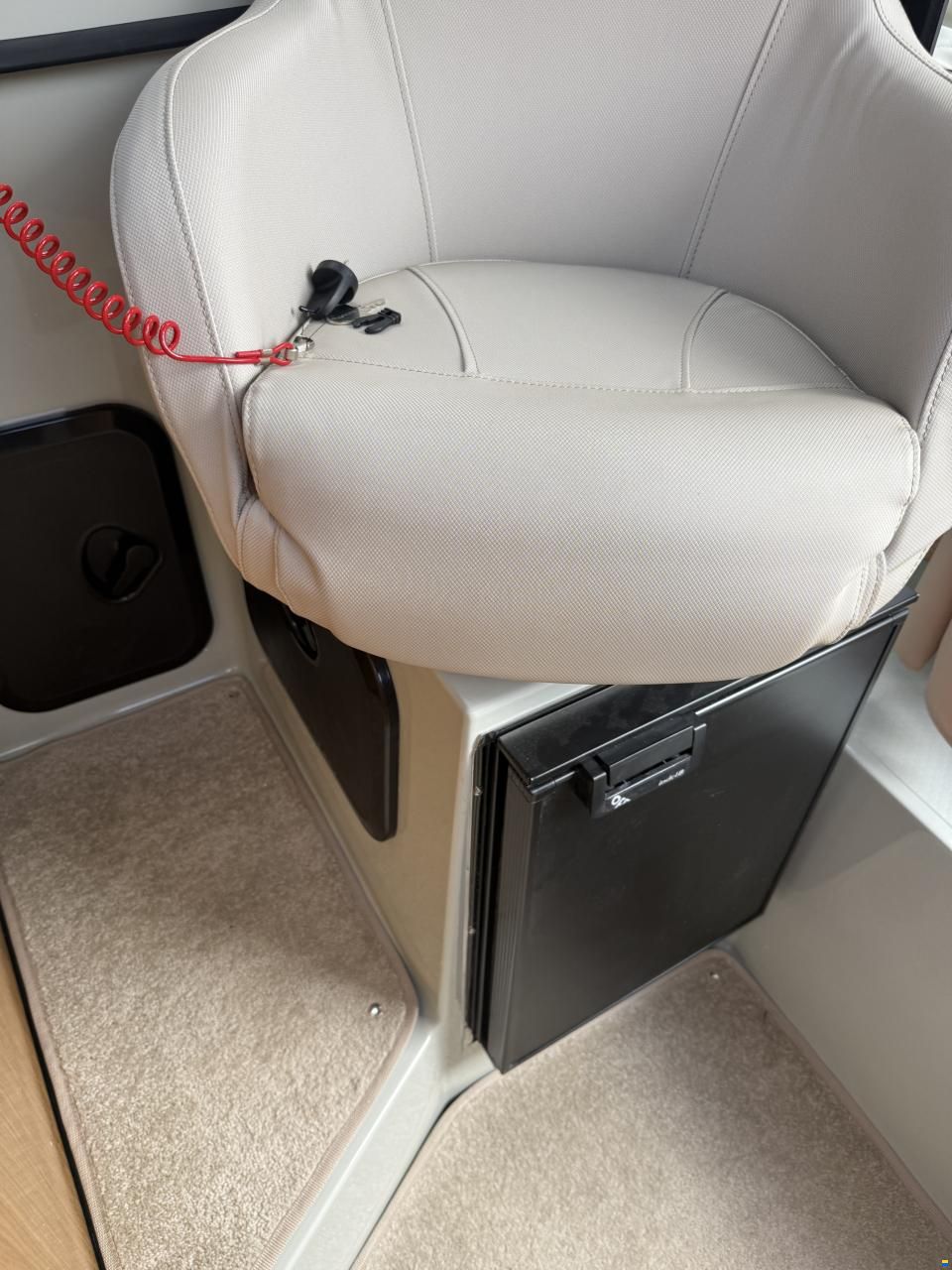 Manara Pilothouse 775 Pleasure