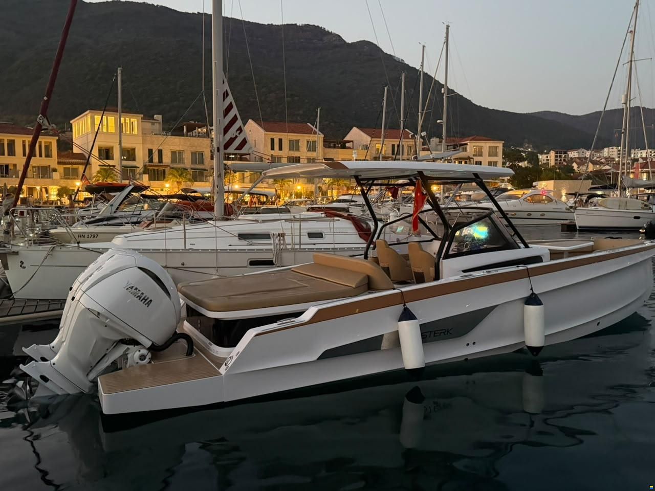 Sterk 31 RC