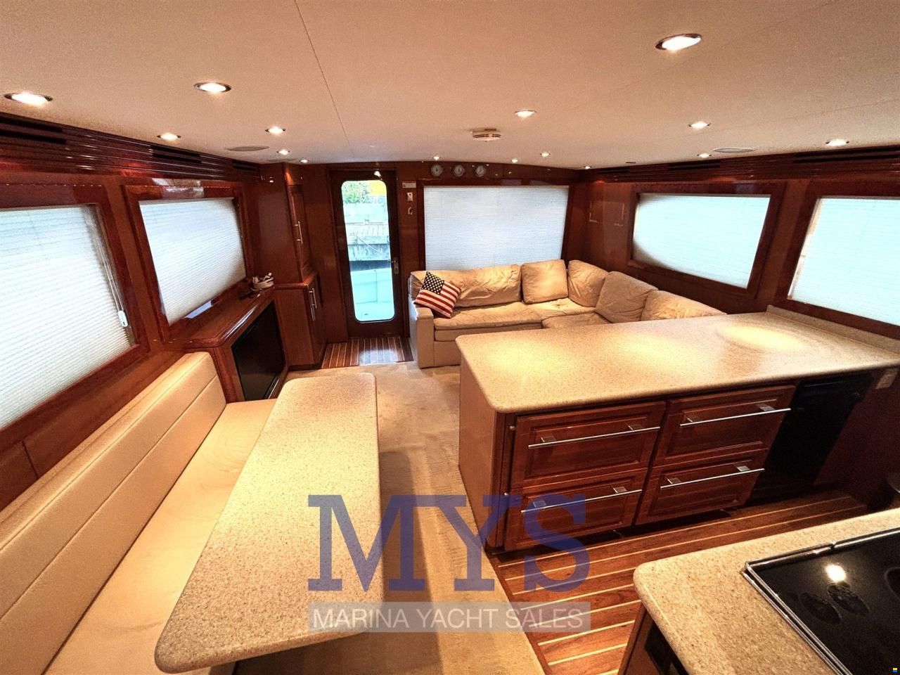 Hatteras 54 Convertible