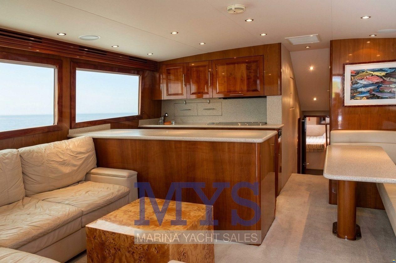 Hatteras 54 Convertible