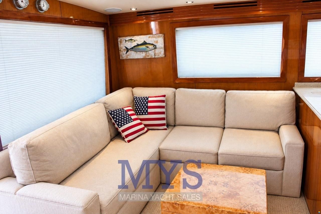 Hatteras 54 Convertible