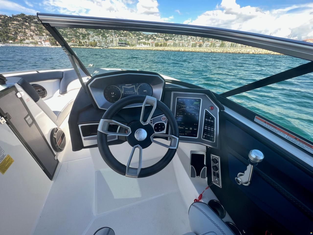 MasterCraft XT23