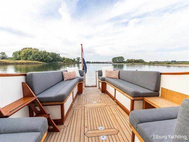 Rapsody 40 Offshore