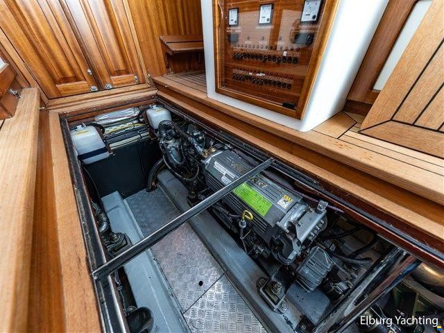 Rapsody 40 Offshore