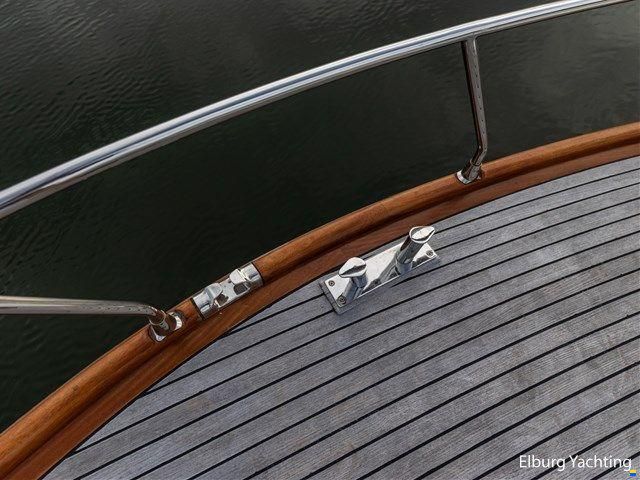 Rapsody 40 Offshore