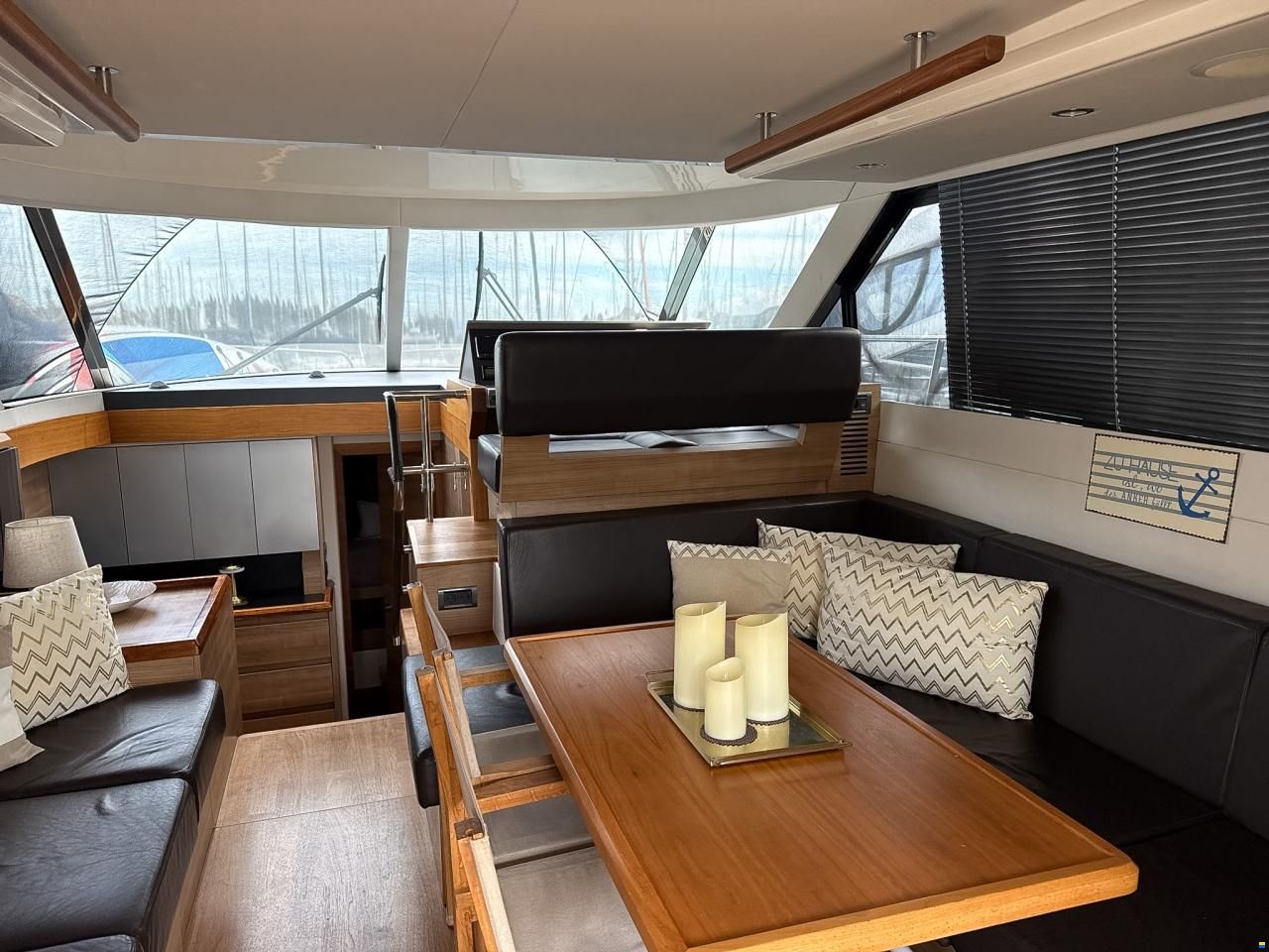 Sealine F42