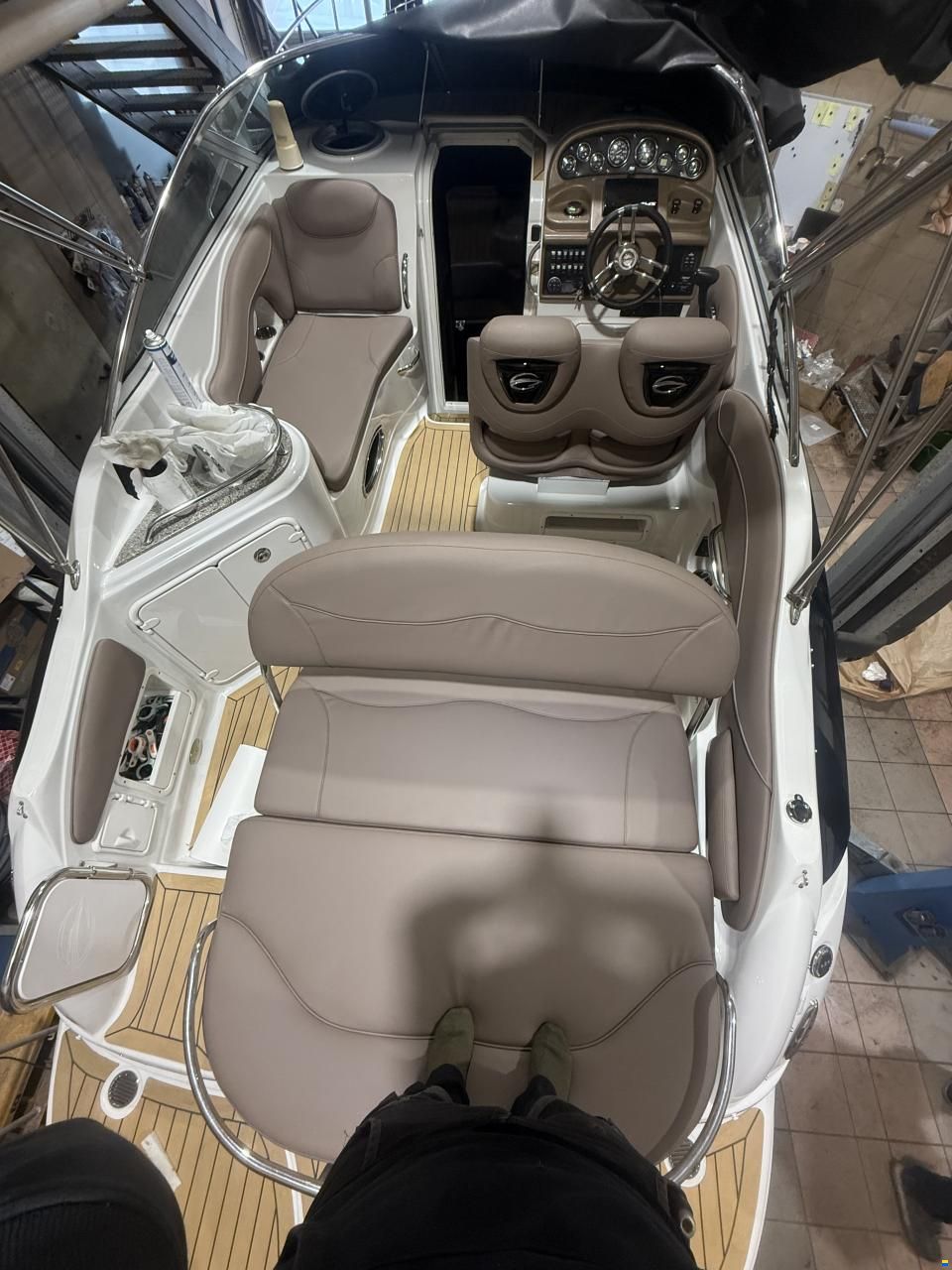 Crownline 260CR