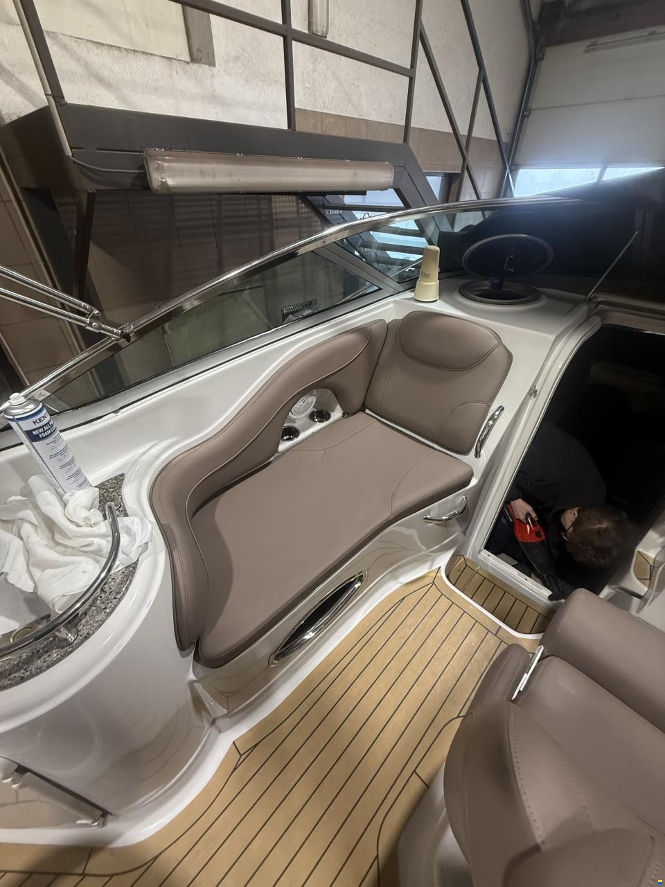 Crownline 260CR