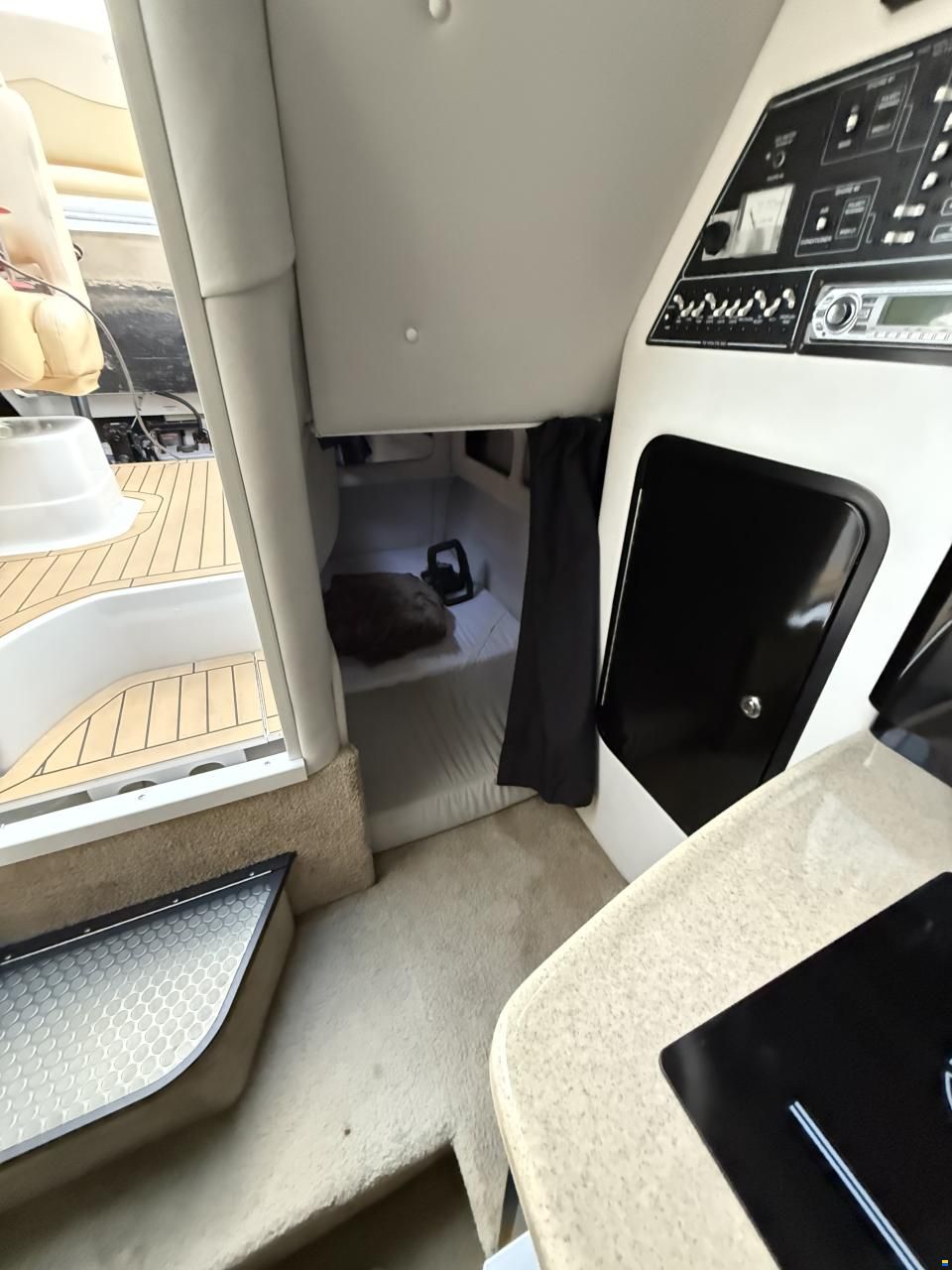 Crownline 260CR