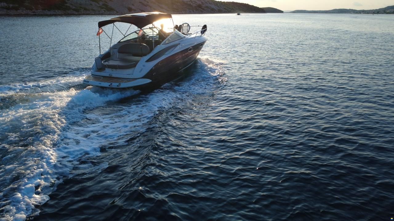 Crownline 260CR