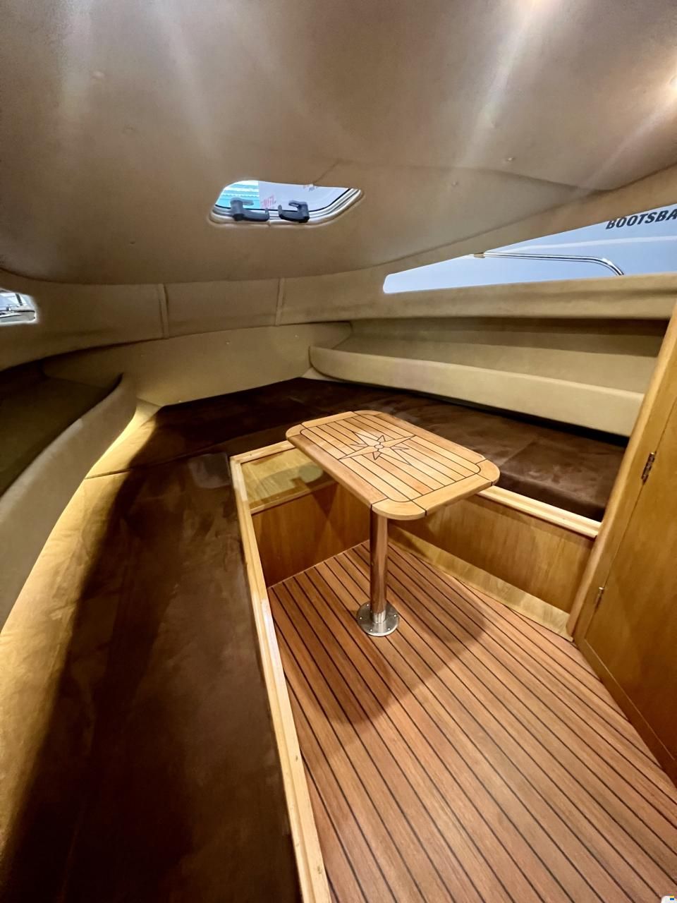 Aqua Royal 680