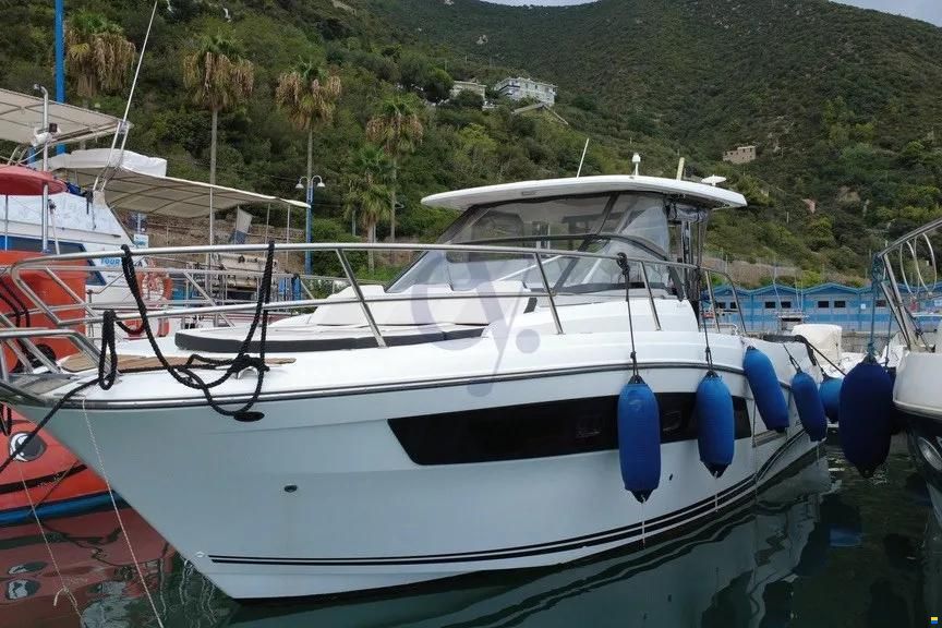 Jeanneau Cap Camarat 10.5 WA 2 Serie