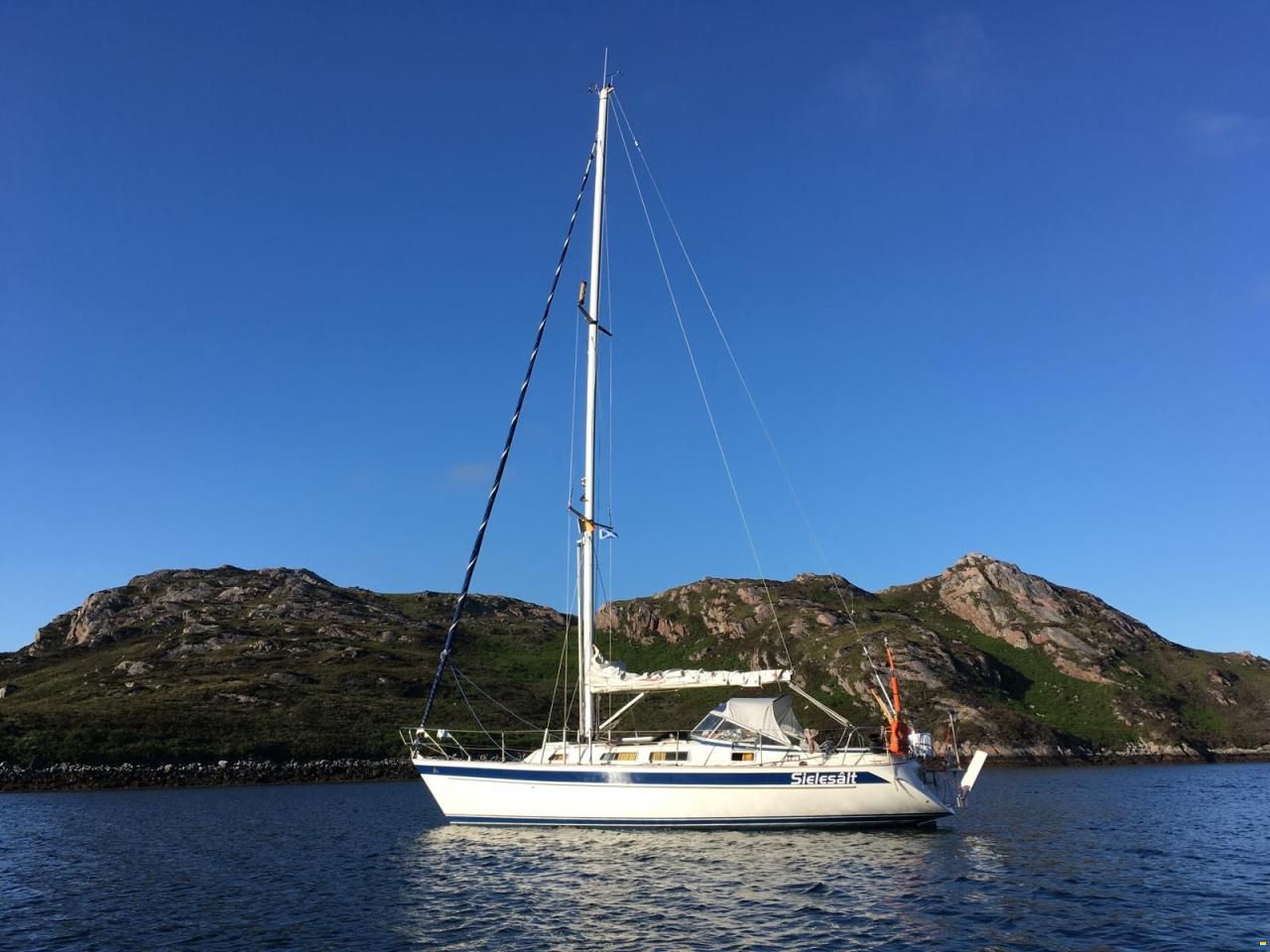 Hallberg-Rassy 34
