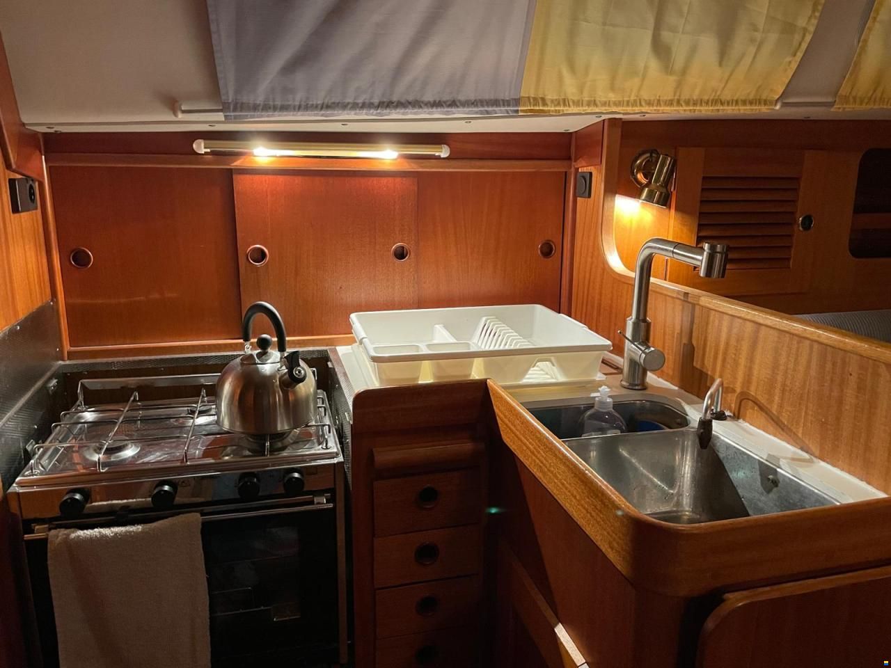 Hallberg-Rassy 34