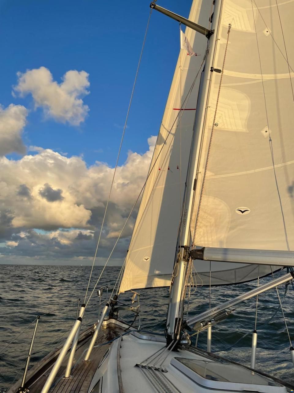 Hallberg-Rassy 34