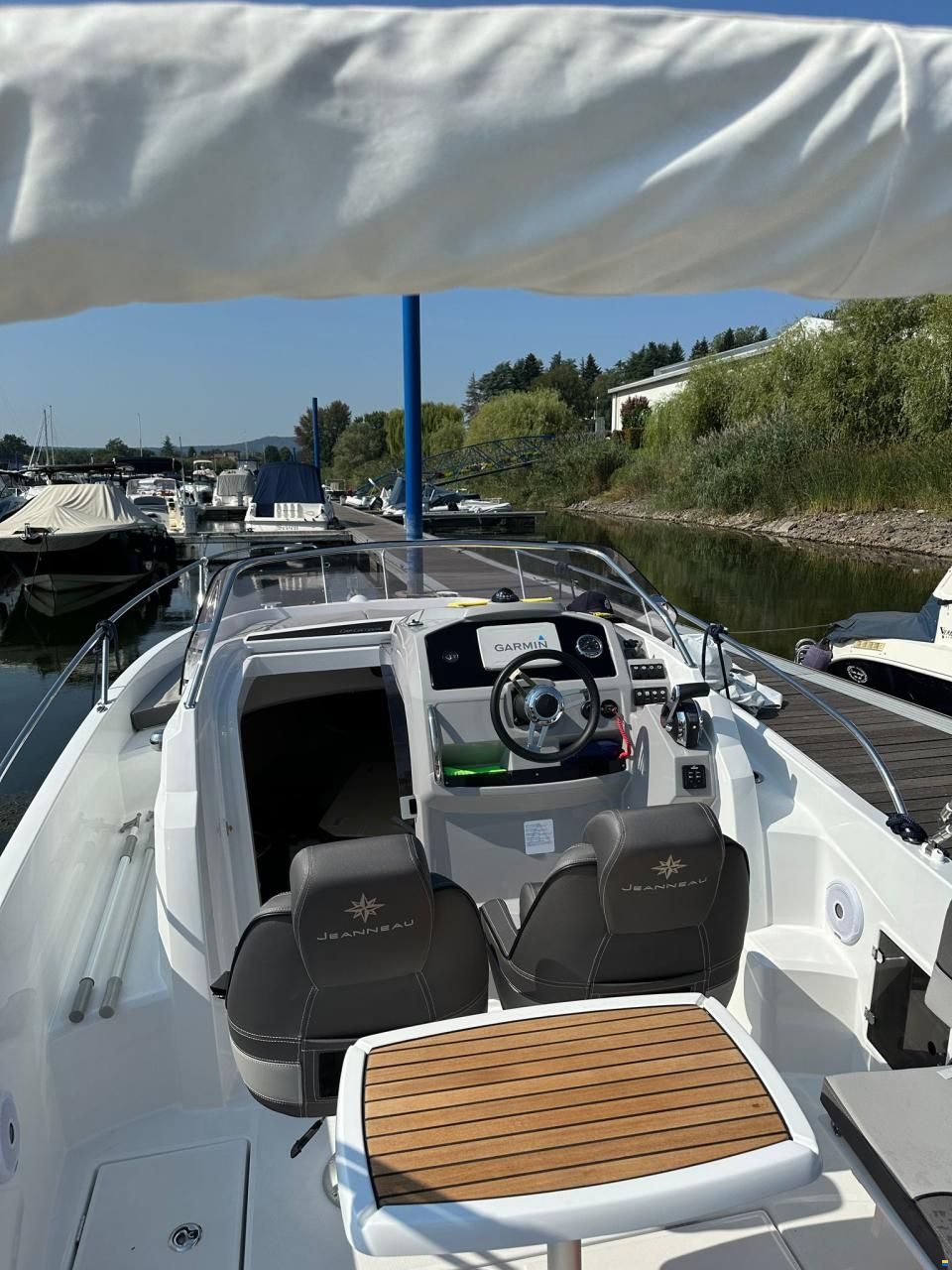 Jeanneau Cap Camarat 7.5WA series 2