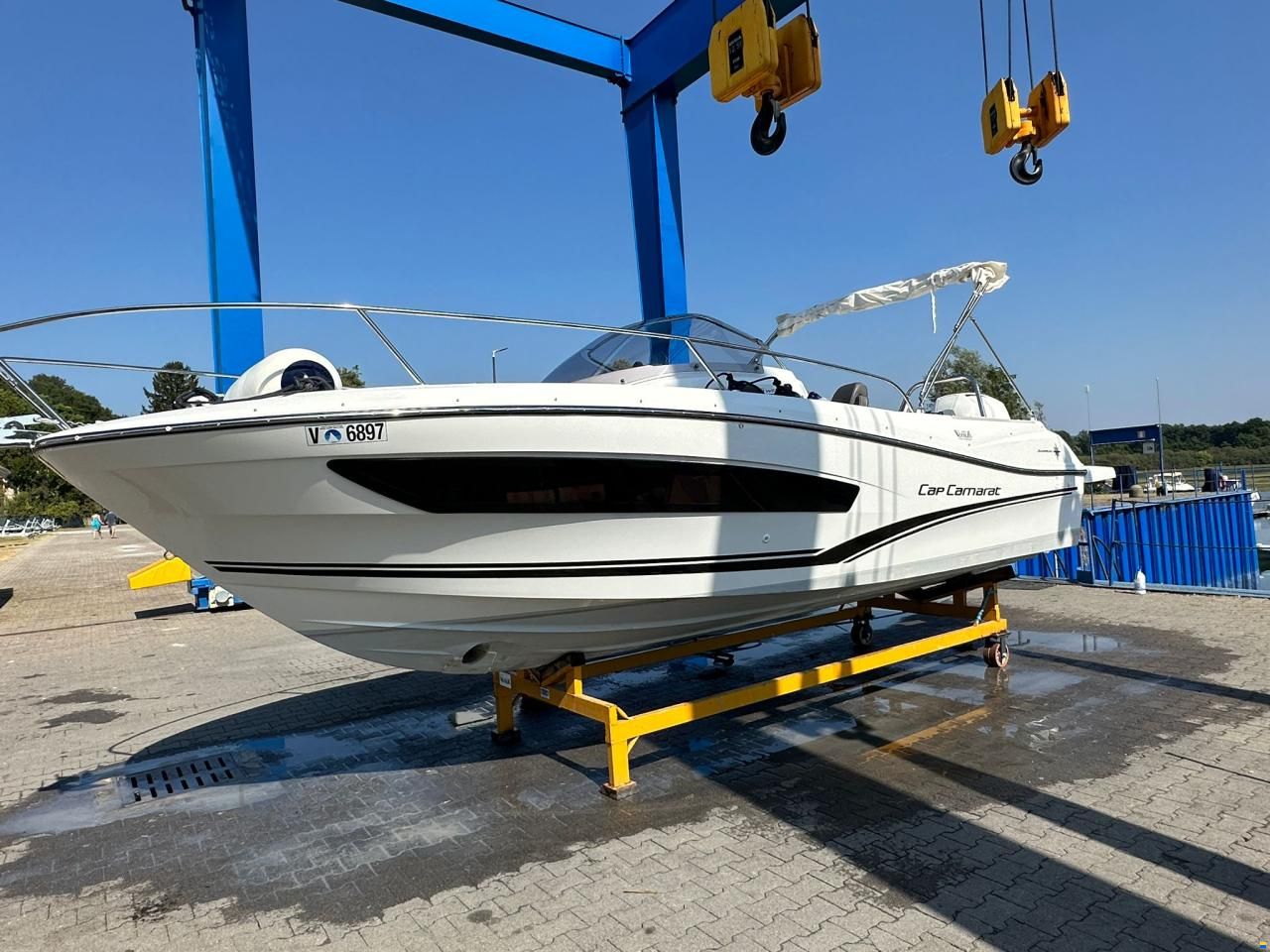 Jeanneau Cap Camarat 7.5WA series 2
