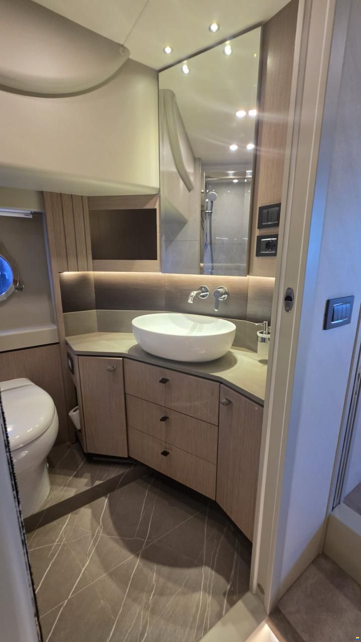 Absolute Navetta 53