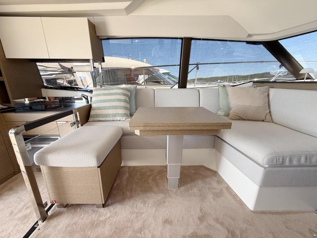 Prestige 420