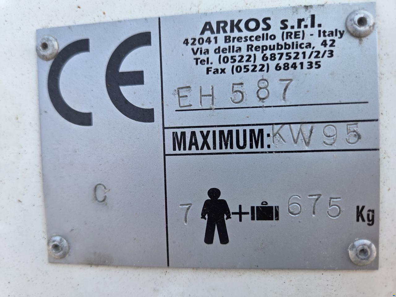 Arkos 587